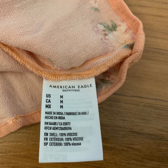 American Eagle Cropped Floral Tank - Picture 4 of 6